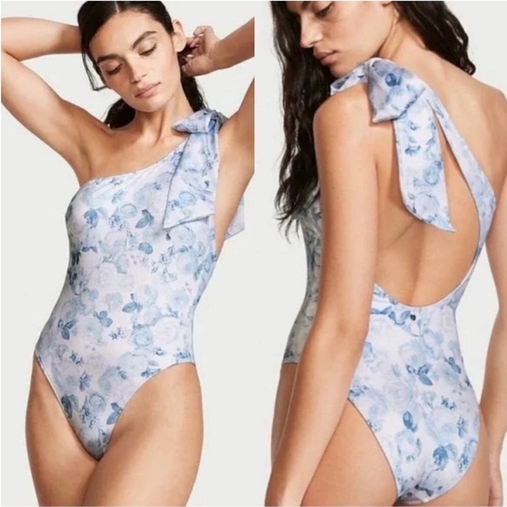 Victoria's Secret Blue and White Floral Swimsuit